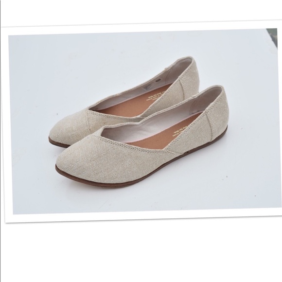 lightning mcqueen crocs size 7 womens